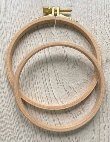 Gherghef rotund din lemn 21 cm