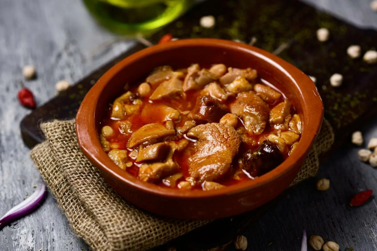 9 Preparate din Bucătărie Internațională Simplă pentru un Tur Culinar