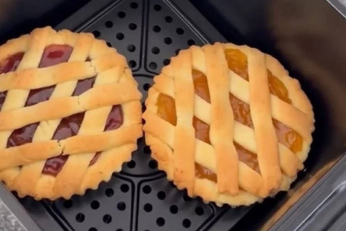 Pastafrola fără unt, pregătită la air fryer: gata în câteva minute pentru ceaiul de după-amiază