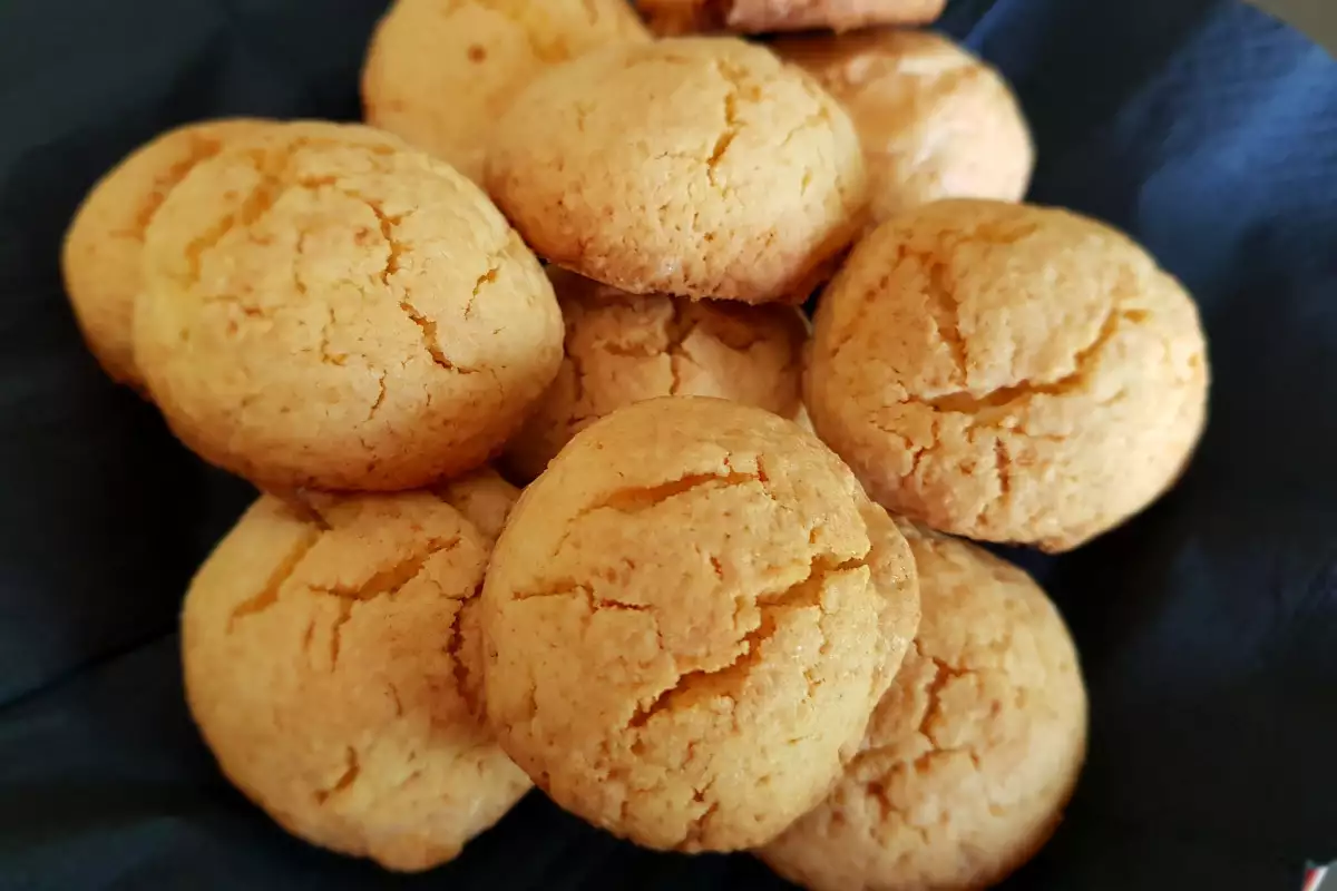 Prăjiturele de lămâie fără gluten: Rețeta perfectă pentru o gustare crocantă și delicioasă!